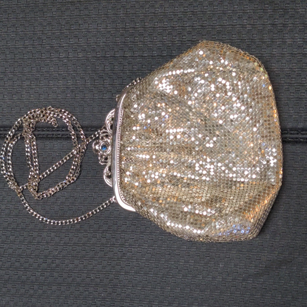WHITING and DAVIS Cocktail Bag in Silver - Picture 7 of 10